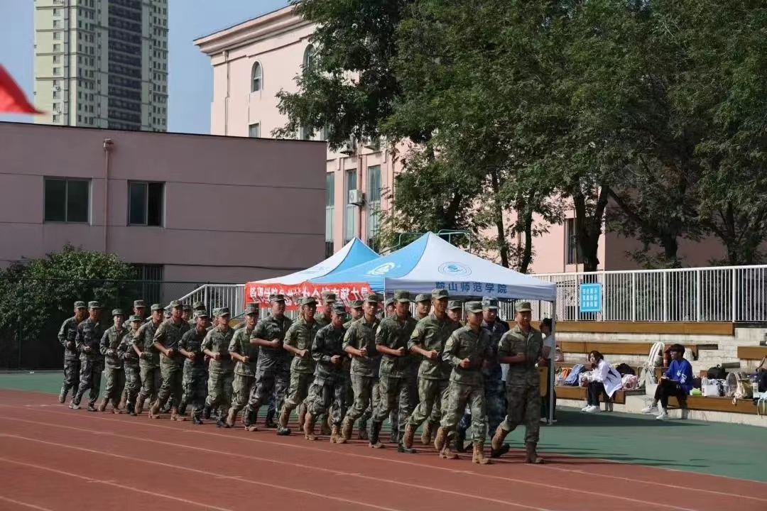 1af2a8c69b2c4298a11cb7ac285d90aa.jpg