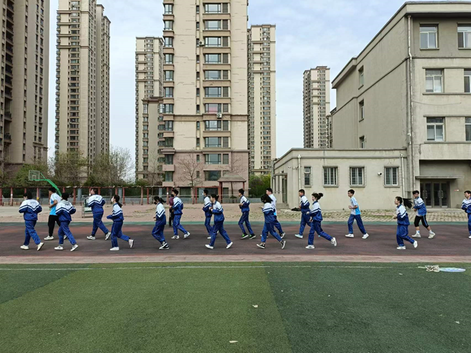 9cbd001374d348efafceca24972757bf.png