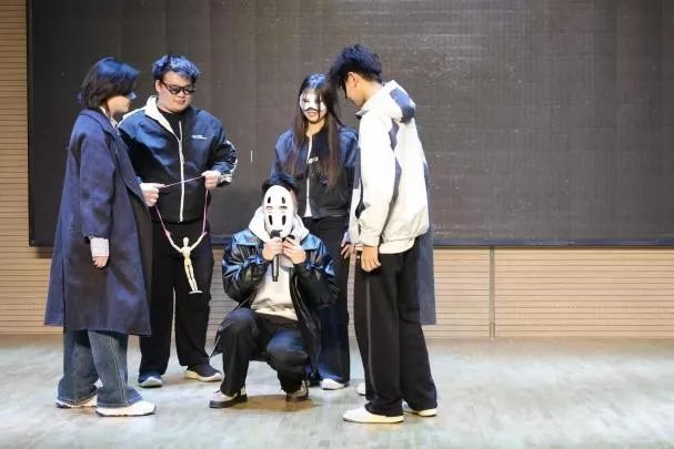 409ed11b21f644af861ccb50657f7d9e.jpg 409ed11b21f644af861ccb50657f7d9e.jpg