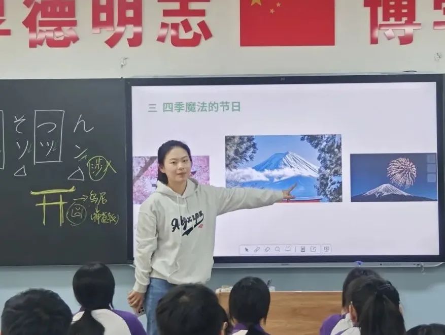 69adee5f692a4b8d9f2ccb3d44367e63.jpg 69adee5f692a4b8d9f2ccb3d44367e63.jpg