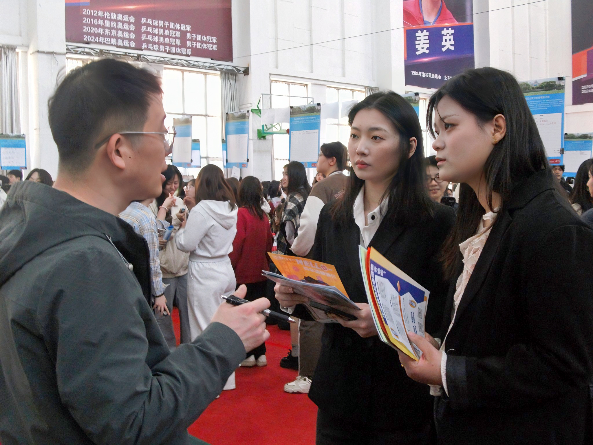 9c7d0dc155d14adcb8523f7492511194.jpg 9c7d0dc155d14adcb8523f7492511194.jpg