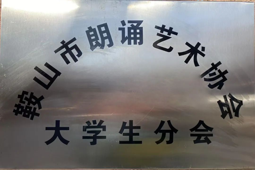 f557aba68d0c4d81beb4a3d76d45299f.jpg f557aba68d0c4d81beb4a3d76d45299f.jpg