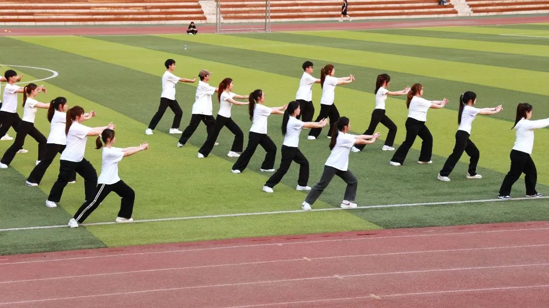 9eb7d28430e143ed93923f53a03f54b8.jpg 9eb7d28430e143ed93923f53a03f54b8.jpg