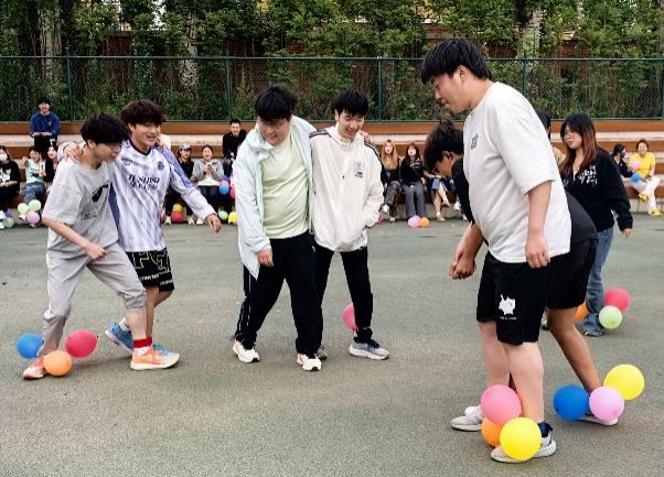 2db35ddebe2842458c7a35c237e81702.png 2db35ddebe2842458c7a35c237e81702.png