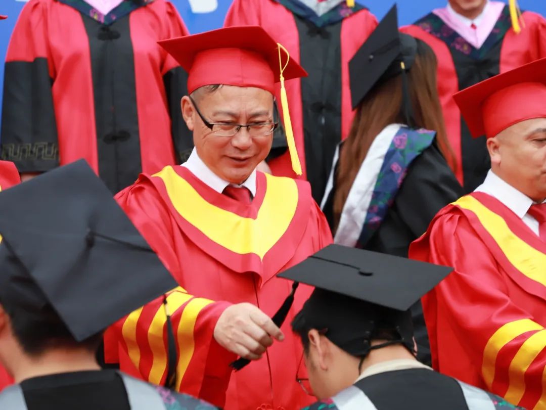 82d9ba243bbc4018a5e8b5e617448fcf.jpg 82d9ba243bbc4018a5e8b5e617448fcf.jpg