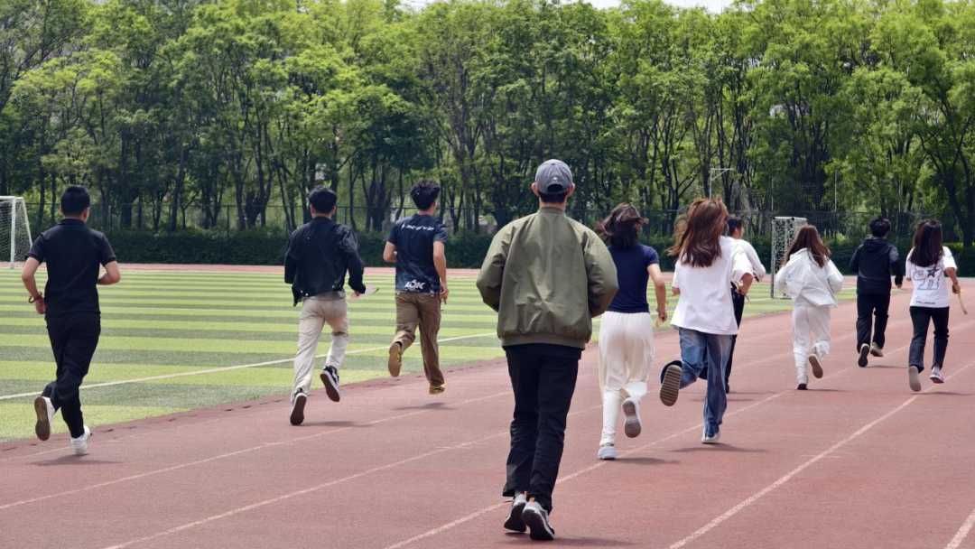 b1dffe7906f54362be1bc27996e71980.png b1dffe7906f54362be1bc27996e71980.png