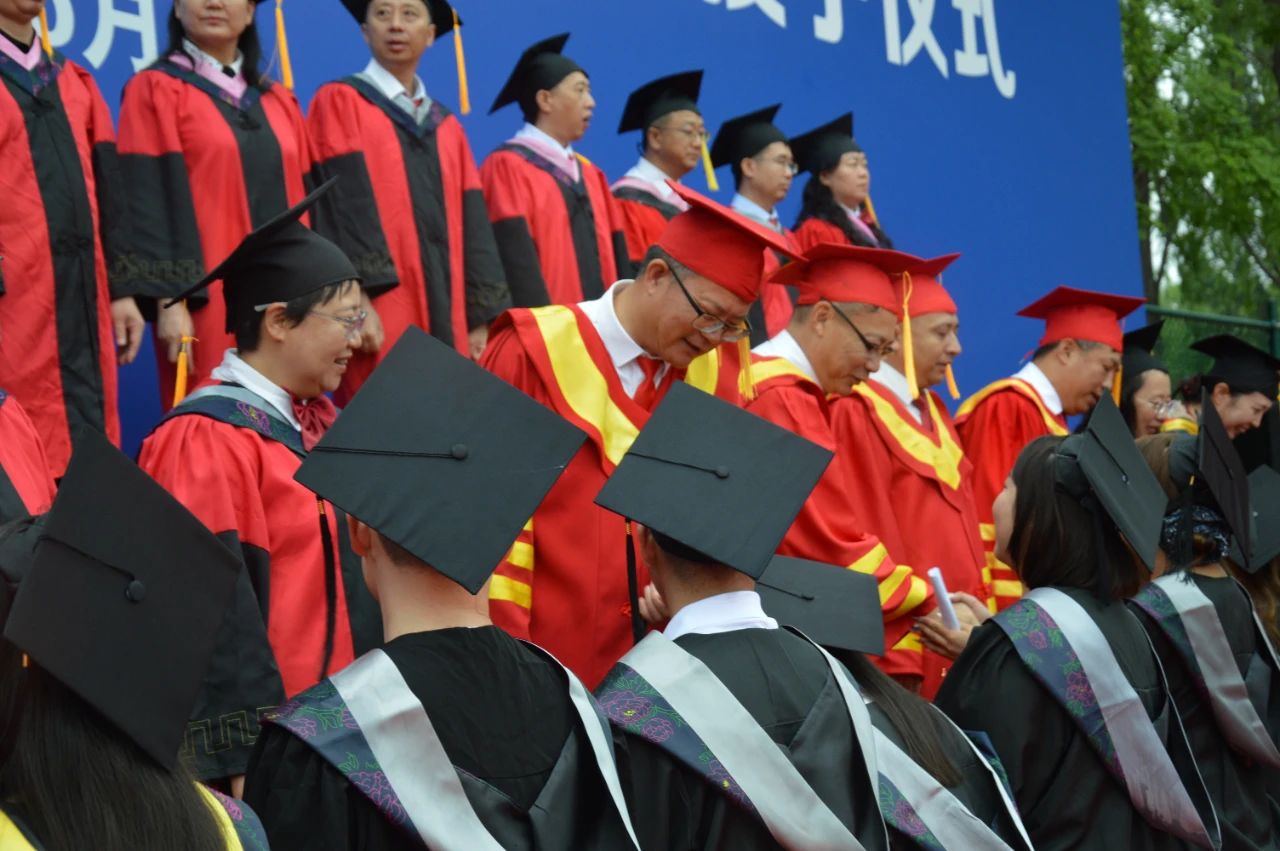 dcc10b84d5ae43ba80bc089535e4d833.jpg dcc10b84d5ae43ba80bc089535e4d833.jpg